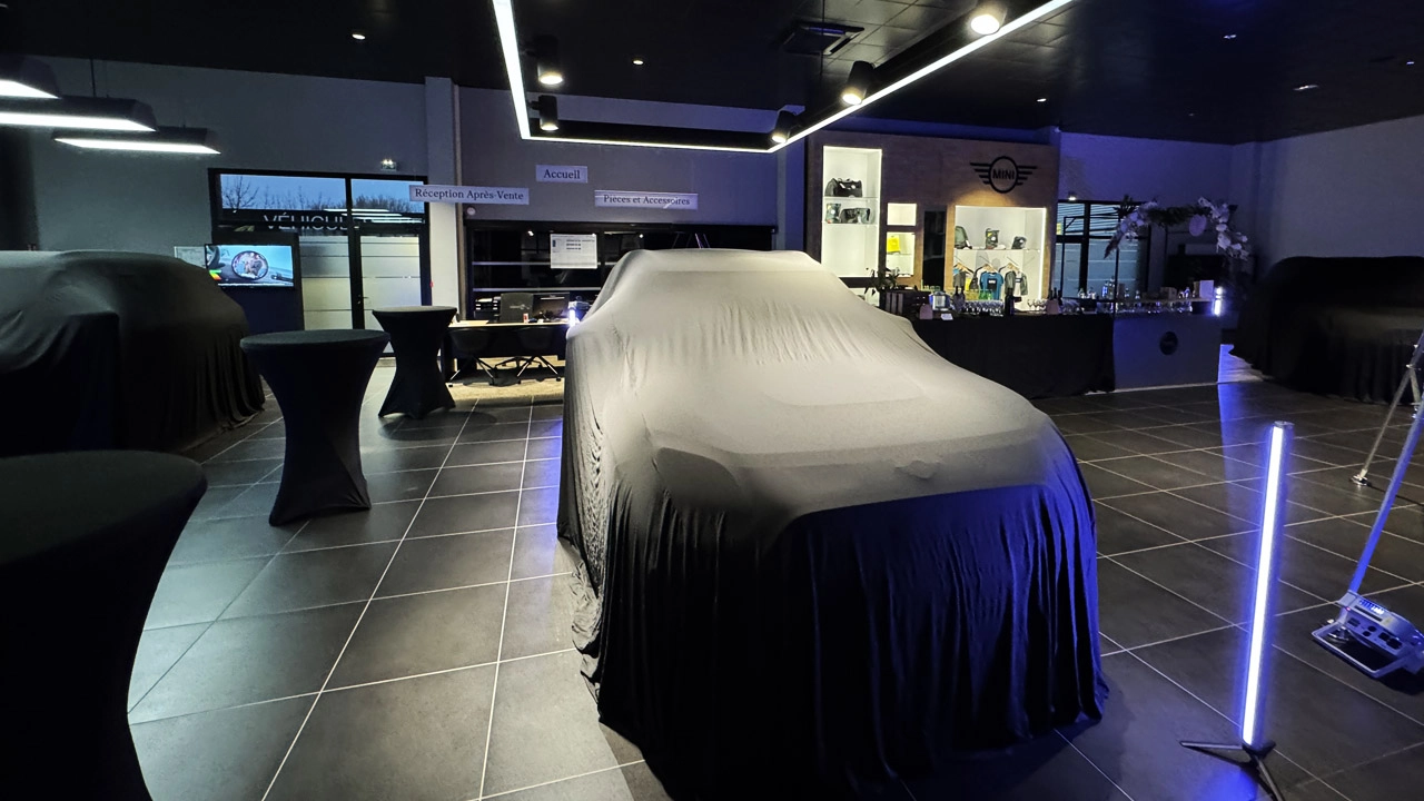 Inauguration d'une voiture en Haute Garonne avec des lumières installé par Helios Events